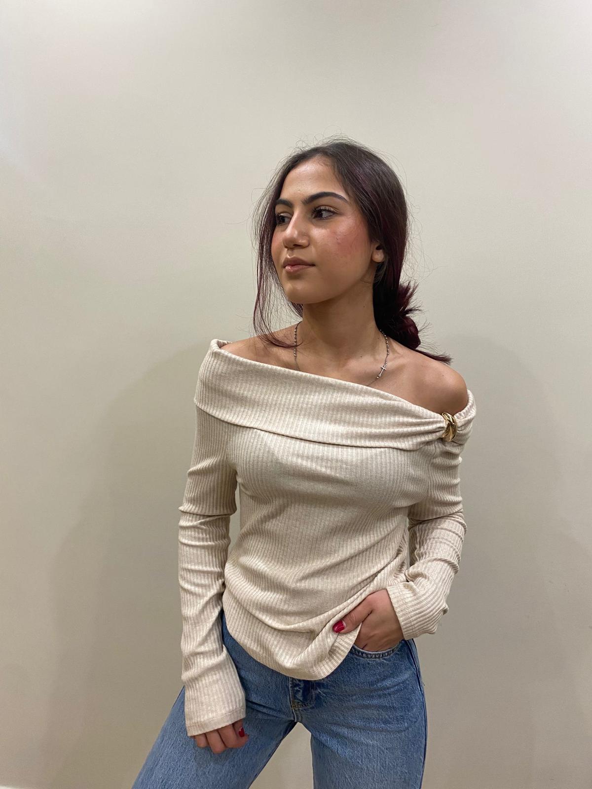 Maglia con Anello dorato