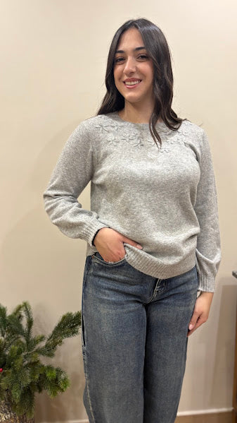 Maglia con lavorazione fiorellini